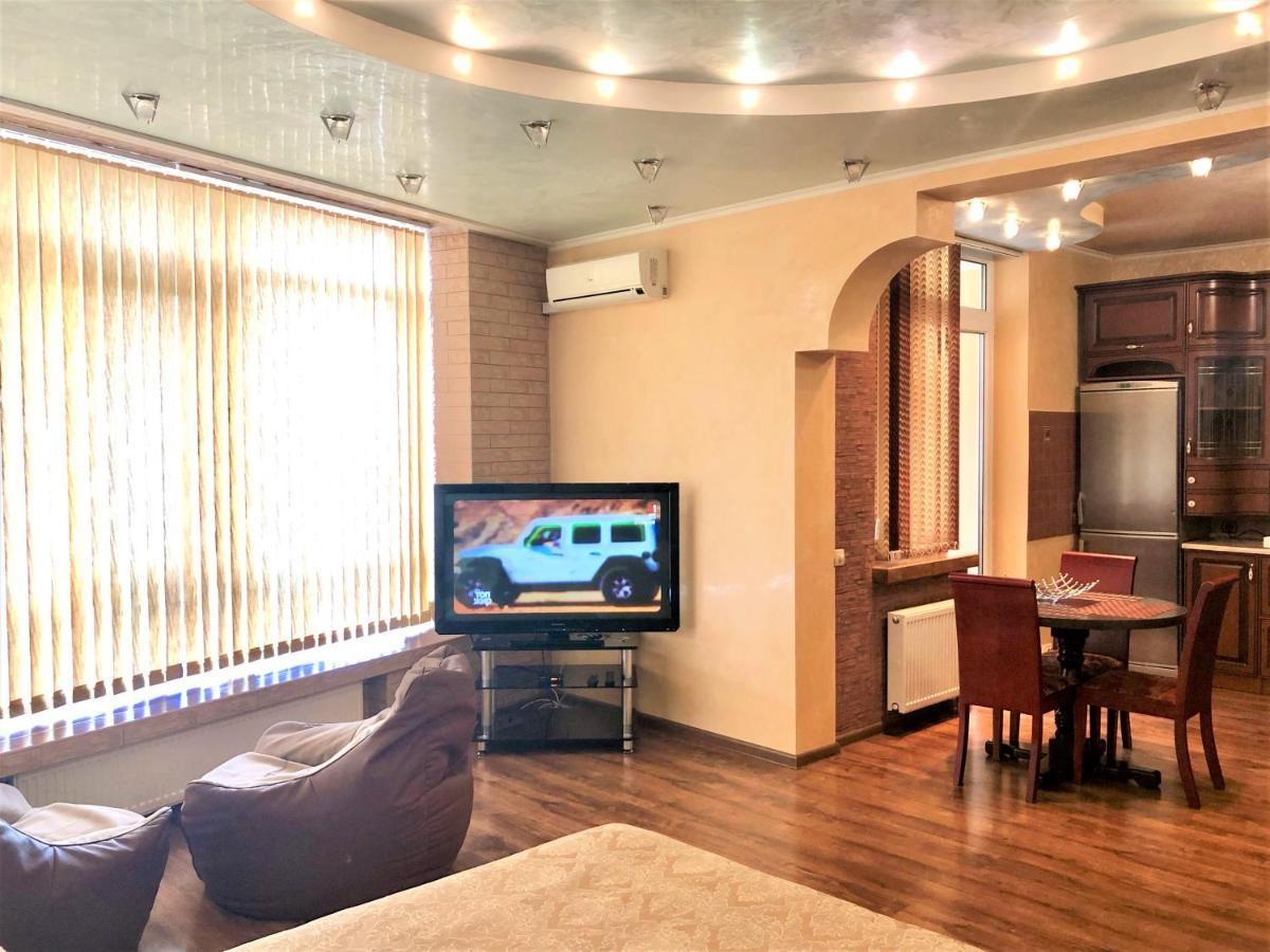 Vip Апартаменти З Видом На Озеро Kyiv Exterior foto